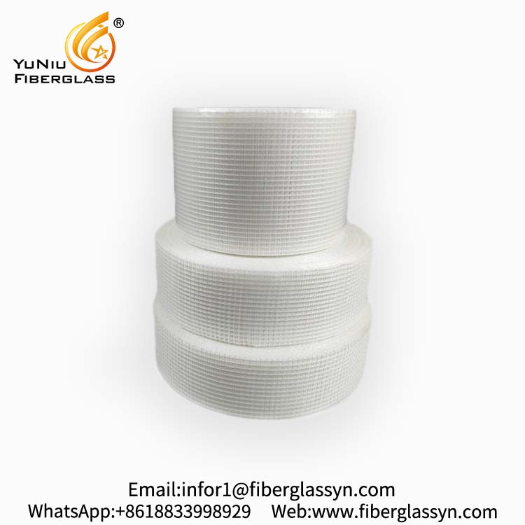 China good quality fiberglass self-adhesive tape 45m 60m 90m roll length
